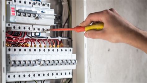 types of electrical subcontractors